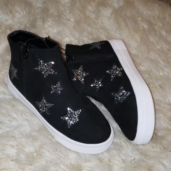 *New*Wonder nation sneakers - Picture 1 of 3